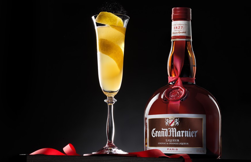 grand 75 cocktail champagne grand marnier drinks trinken alkohol