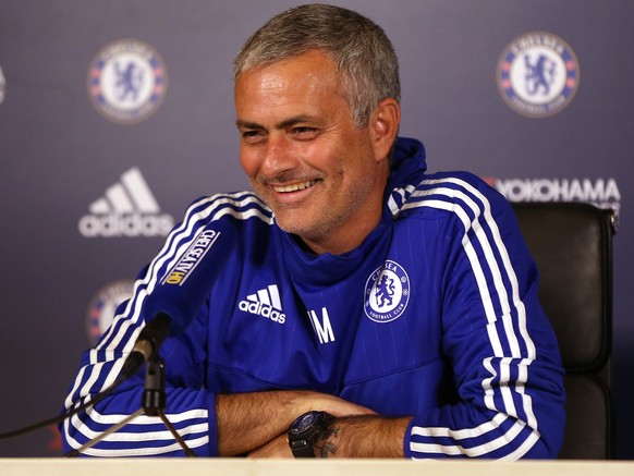 Football - Chelsea - Jose Mourinho Press Conference - Chelsea Training Ground - 2/10/15
Chelsea Manager Jose Mourinho during press conference
Action Images via Reuters / Alex Morton
Livepic