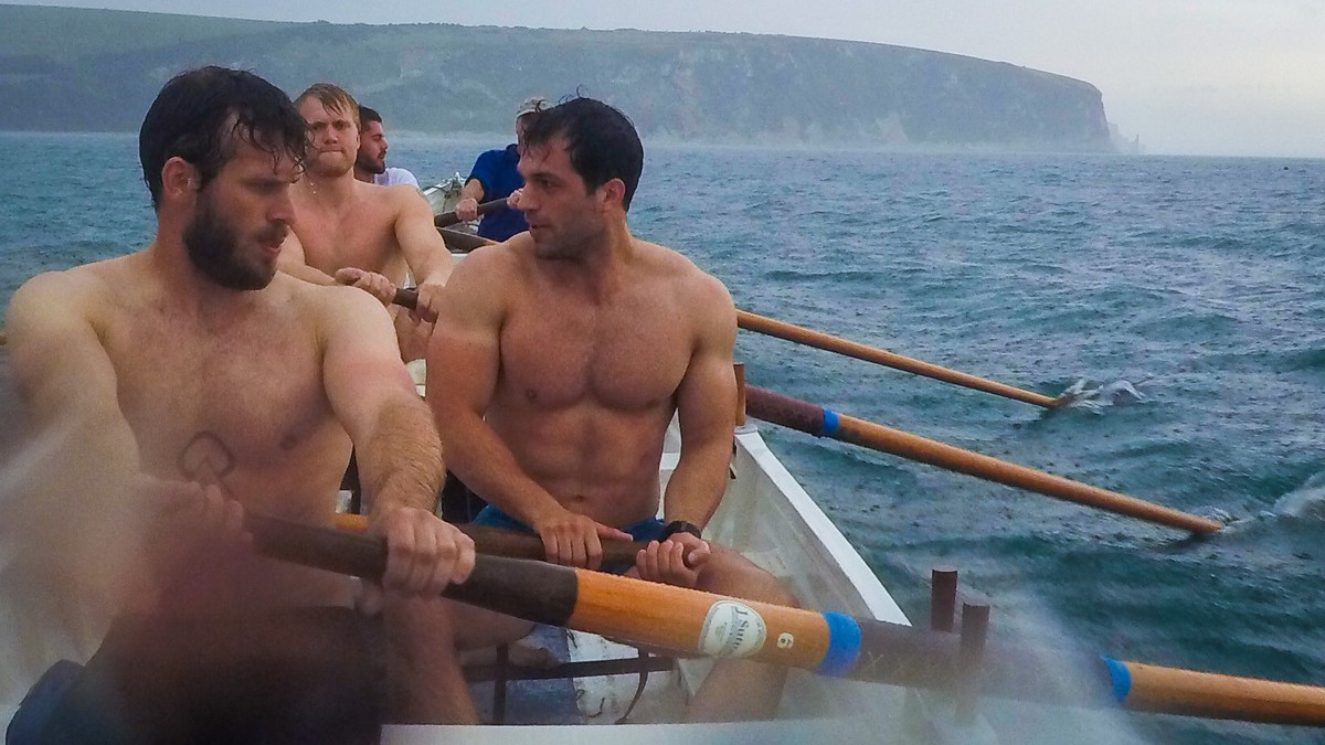 Trainingslager bei Swanage in einem normalen Ruderboot.