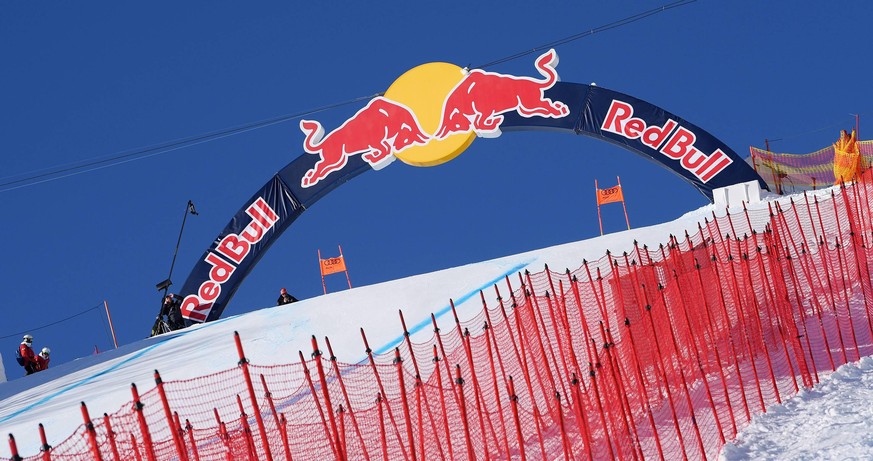 Ski Alpin Weltcup Saison 2016/2017 77. Hahnenkamm - Rennen Abfahrt Training 19.01.2017 Red Bull Bogen an der Hausbergkante PUBLICATIONxNOTxINxAUTxSUIxITA

Ski Alpine World Cup Season 2016 2017 77 Ha ...