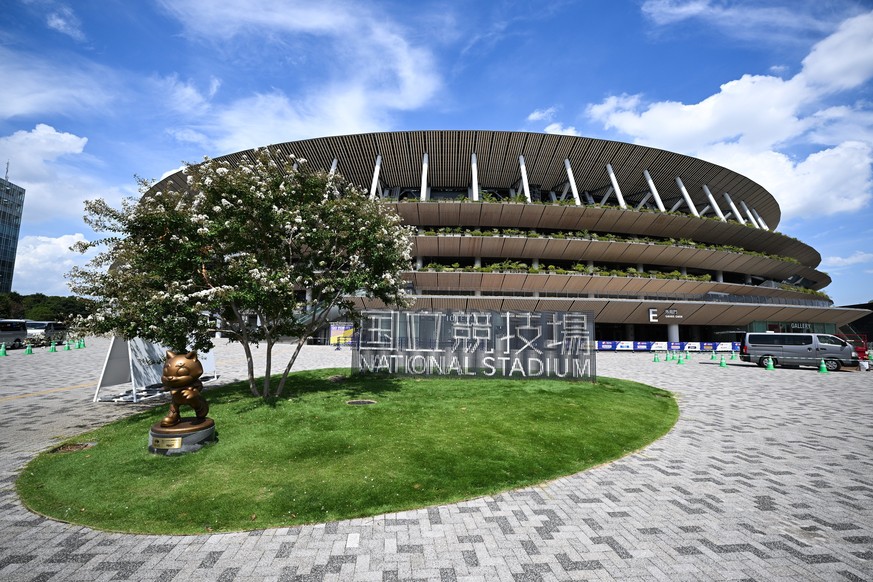 epa12368936 An exterior view of the Japan National Stadium ahead of the World Athletics Championships Tokyo 25 in Tokyo, Japan, 11 September 2025. The World Athletics Championships will take place fro ...