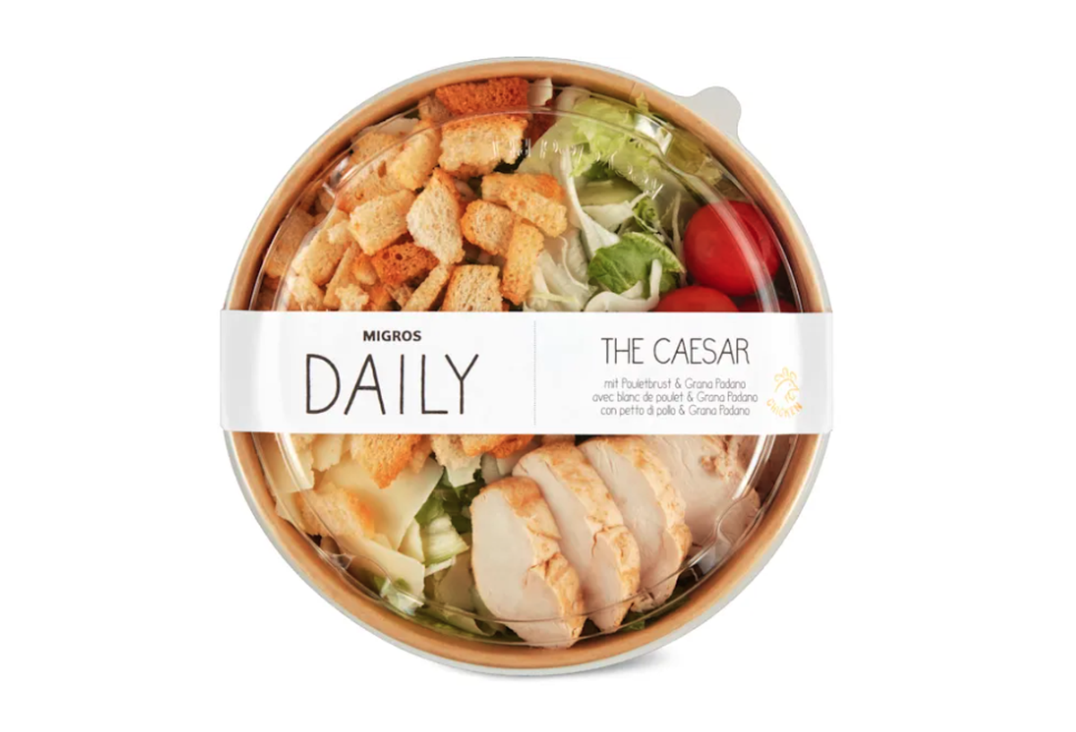 Salade César Migros Daily au blanc de poulet et Grana Padano