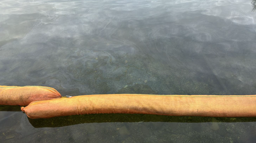 Ölsperre Oelsperre Oel Öl See Werdenberg Buchs St.Gallen SG