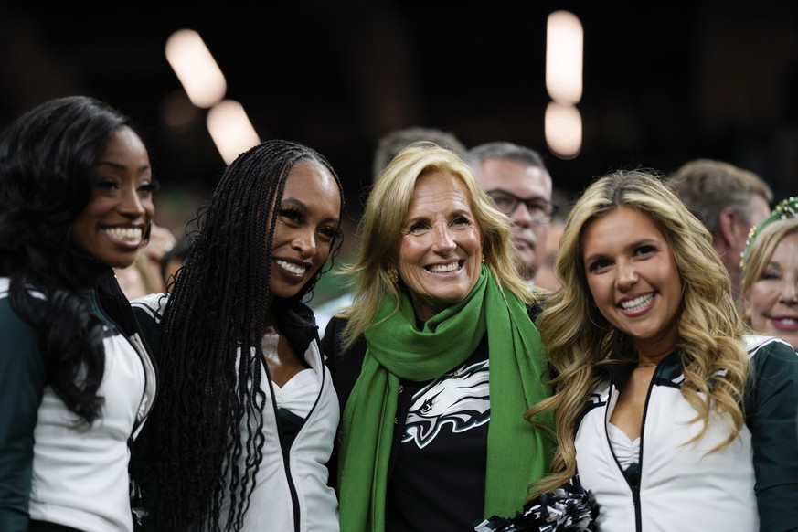 Former first lady Jill Biden smiles with Philadelphia Eagles cheerleaders before the NFL Super Bowl 59 football game between the Kansas City Chiefs and the Philadelphia Eagles, Sunday, Feb. 9, 2025, i ...
