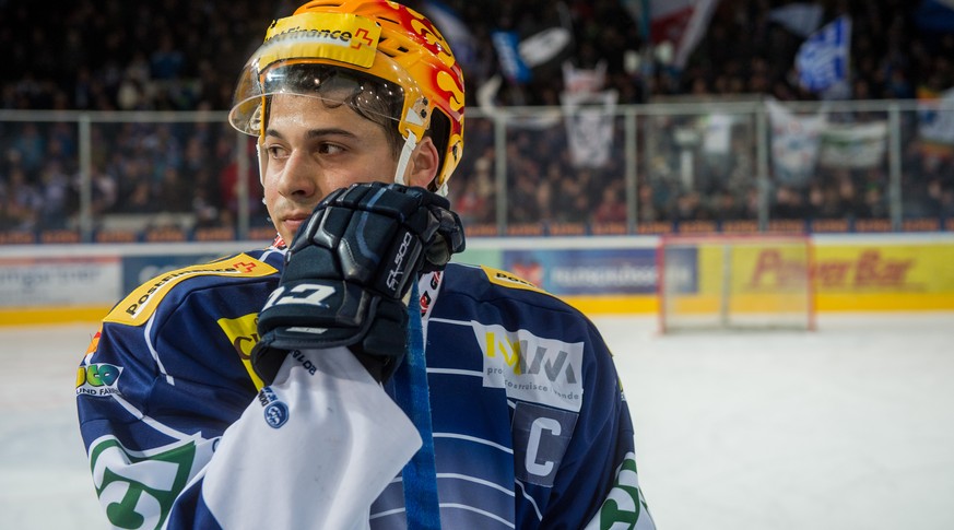 Ambris Inti Pestoni im Eishockey Platzierungsspiel der National League A zwischen dem HC Ambri-Piotta und dem EHC Biel, am Dienstag, 15. Maerz 2016, in der Valascia Eishalle in Ambri. (PHOTOPRESS/Gabr ...