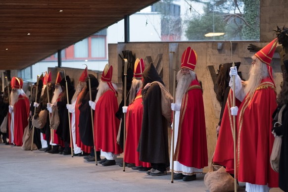 So viele Samichläuse! Die St. Niklausvereinigung Buchs/Grabs gibt es seit 1948.