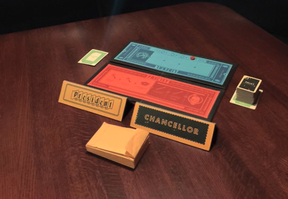 Secret Hitler
https://scontent-frt3-2.xx.fbcdn.net/v/t1.0-9/1936970_477330622472867_1458157427917612768_n.jpg?oh=0c3d0cdded0a1860092c8518adf0e796&amp;oe=5A94519F