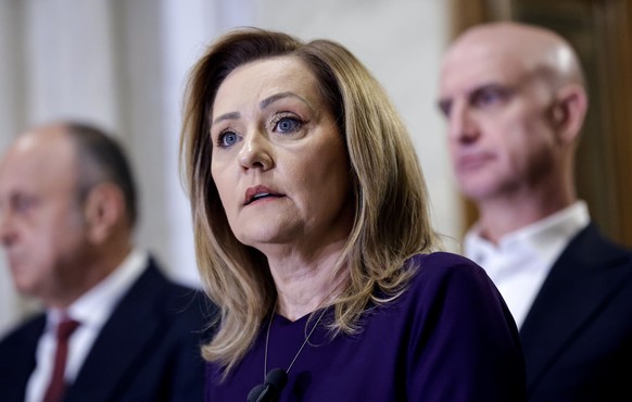 epa11756298 Save Romania Union (USR) party leader and run-off presidential candidate Elena Lasconi speaks during a press conference following her meeting with Romanian business community leaders ahead ...