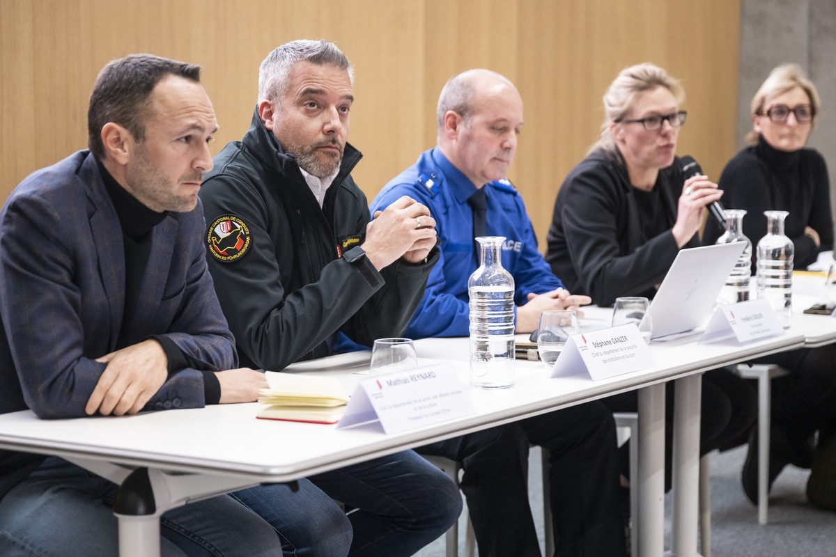 epa12620315 (L-R) Mathias Reynard, State Councillor and president of the Council of State of the Canton of Valais, Stephane Ganzer, State Councillor and head of the Department of Security, Institution ...