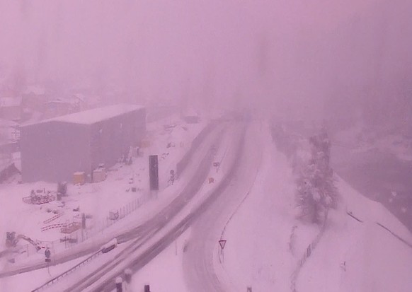 Schnee am Gotthard-SÃ¼dportal