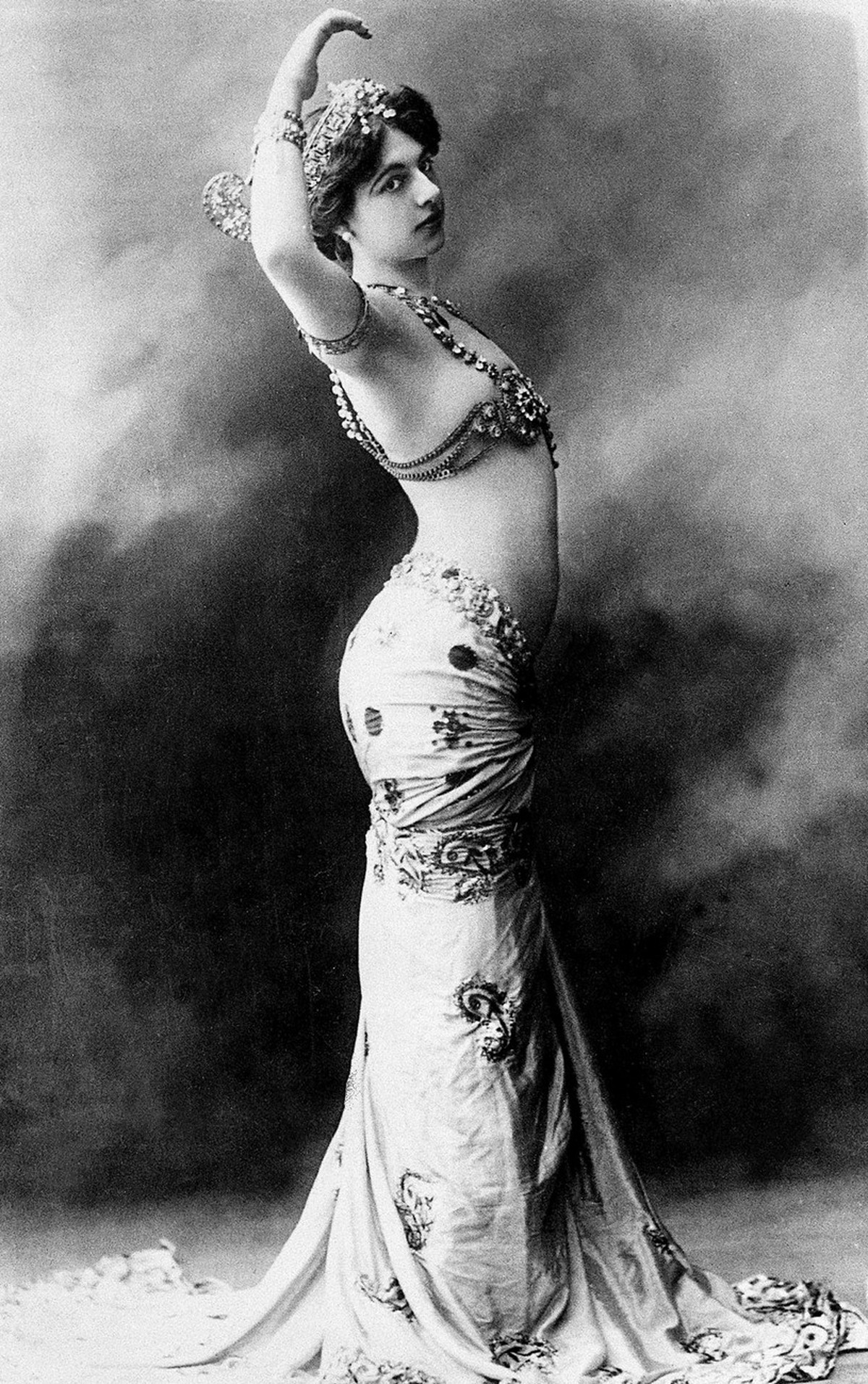An undated photo of Dutch dancer and glamorous spy Mata Hari who was executed by France in 1917, during World War I for spying for Germany. In his book " Mata Hari, Autopsy of a Plot", Frenc ...