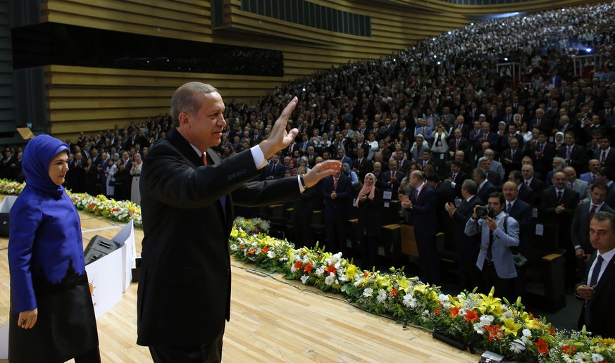 Erdogan mit seiner Gattin in Samsun.