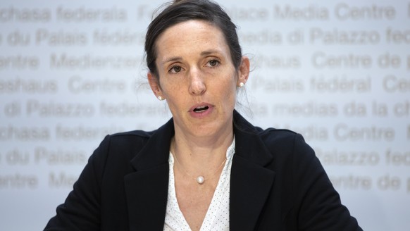 Tanja Stadler, Praesidentin der Nationalen Covid-19 Science Task Force, spricht waehrend einer Medienkonferenz zur aktuellen Situation des Coronavirus, am Dienstag, 17. August 2021 in Bern. (KEYSTONE/ ...