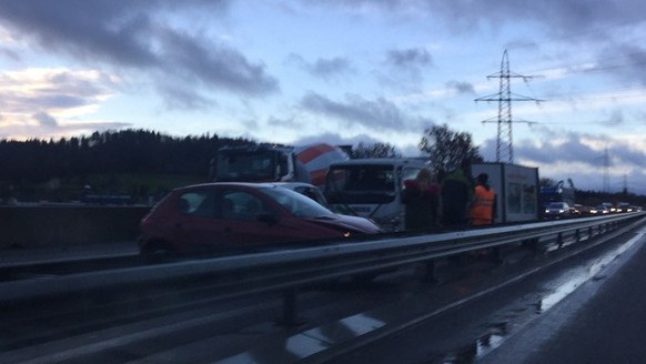 Unfall A1 Dättwil