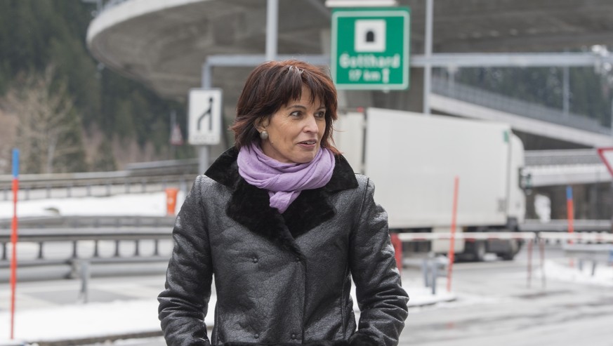 Bundesrätin Doris Leuthard anlässlich eines Medienanlasses in Göschenen.