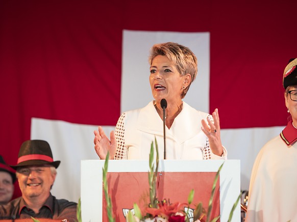 Justizministerin Karin Keller-Sutter hält in Rorschach SG ihre erste Bundesfeier-Ansprache als Bundesrätin.