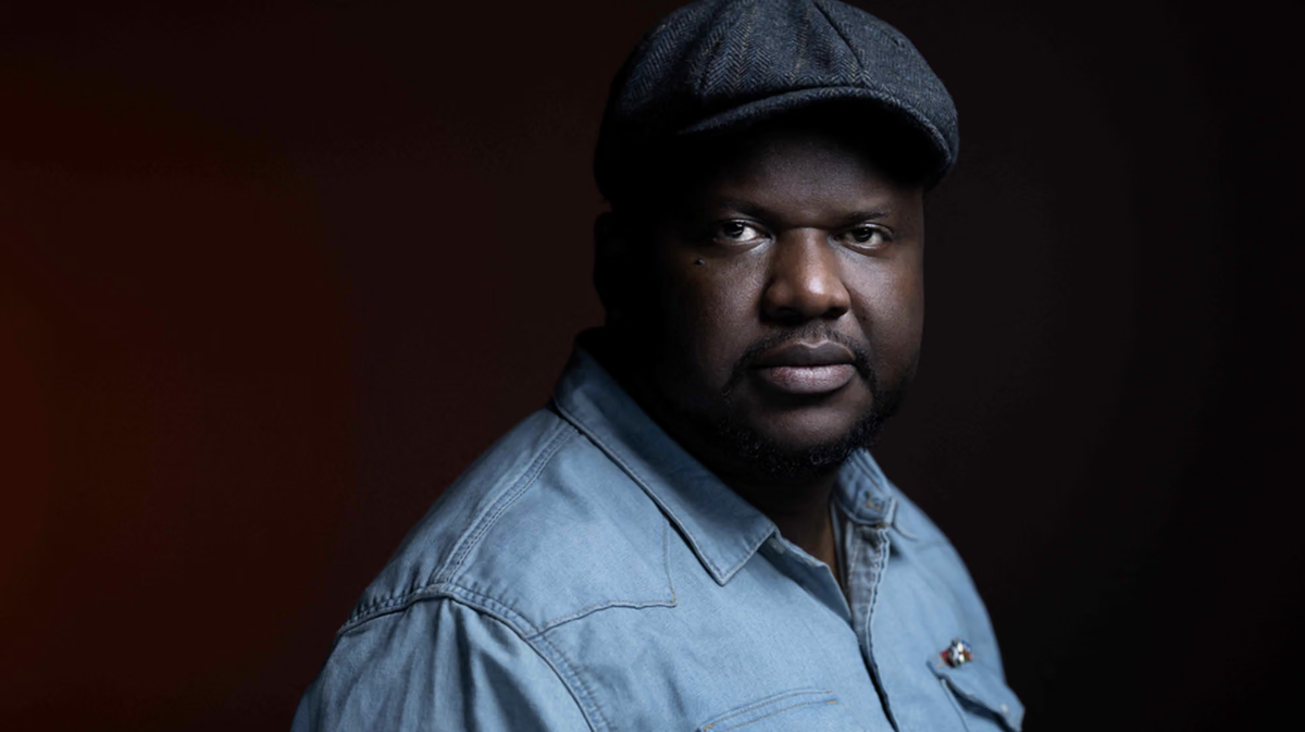 L'écrivain canado-haïtien Thélyson Orélien.