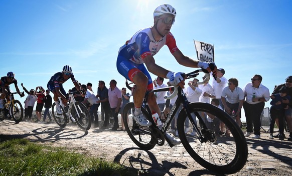 Swiss Stefan Kung of Groupama-FDJ pictured in action during the 119th edition of the men elite race of the Paris-Roubaix cycling event, 257,2 km from Paris to Roubaix, France on Sunday 17 April 2022.  ...