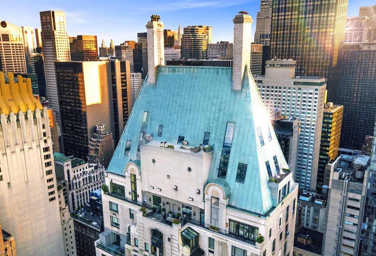 A New York, un penthouse affiché à 40 millions de dollars est en cours de vente à 6,765 millions. Vue sur Central Park et immense chantier à la clé.