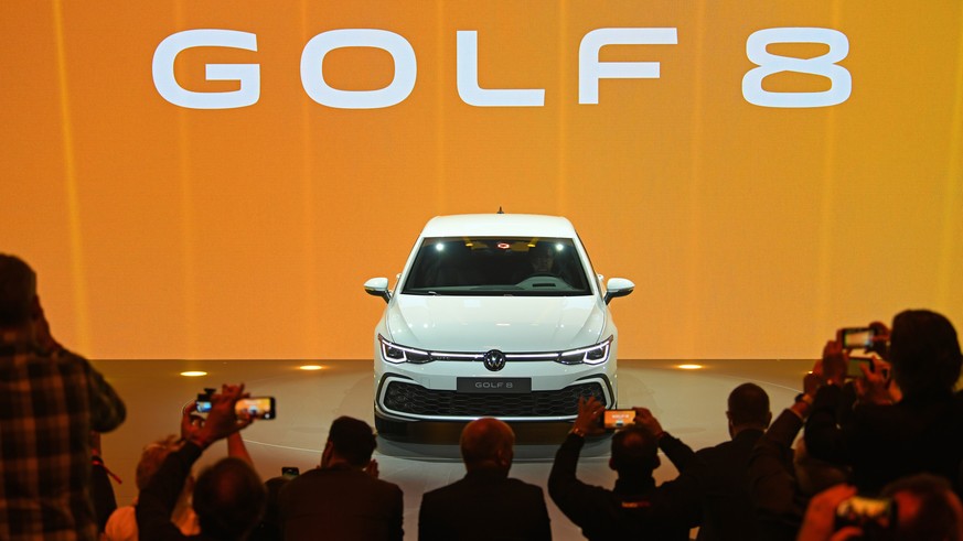Vw Enthullt Den Neuen Golf 8 Erste Fotos Was Er Kann Und Wann Er