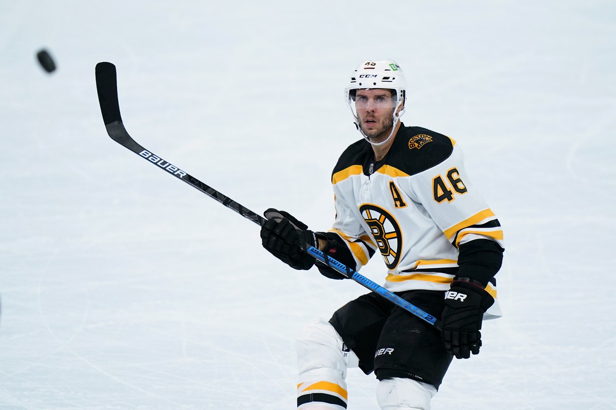 FILE- Boston Bruins' David Krejci plays during an NHL hockey game against the Philadelphia Flyers, Wednesday, Feb. 3, 2021, in Philadelphia. Czech Republic's Krejci is among the players to w ...