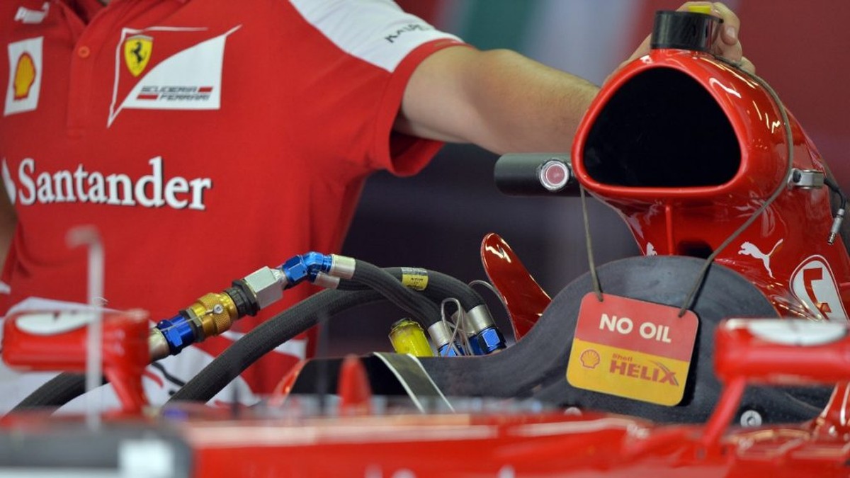 Mehr Sprit für die Formel-1-Boliden.