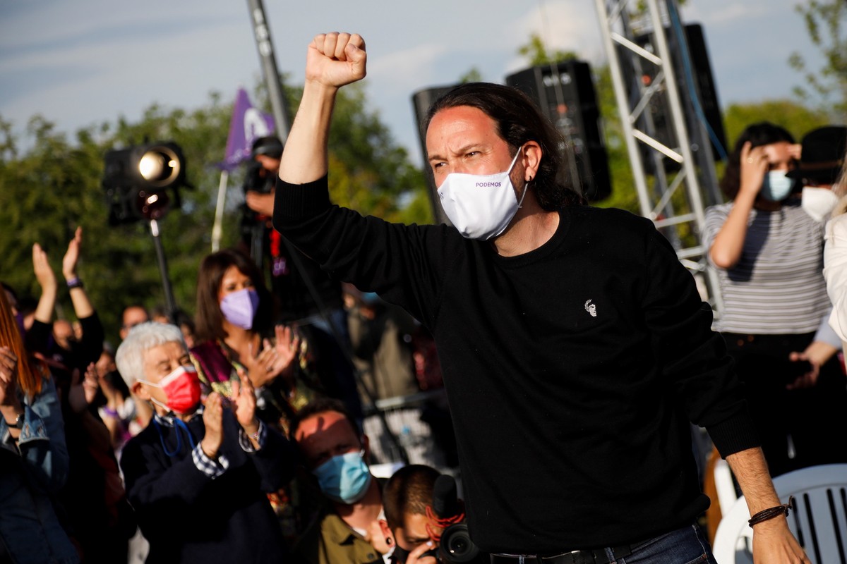 epa09174658 Podemos' candidate to Madrid's regional elections Pablo Iglesias attends his party's last campaign rally ahead of the regional election, in Madrid, Spain, 02 May 2021. Madri ...