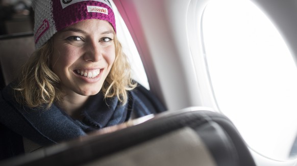 Michelle Gisin anlaesslich des Media Kick-off zu den FIS Alpinen Ski Weltmeisterschaften St. Moritz 2017 auf einem Rundflug Zuerich-St. Moritz in einem Bombardier der C Series, am Samstag, 8. Oktober  ...