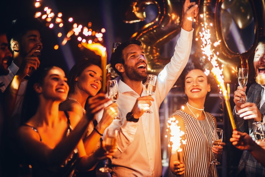 Neujahr als Neustart: Auch für unfreiwillige Singles braucht Silvester kein trauriger Abend zu sein.