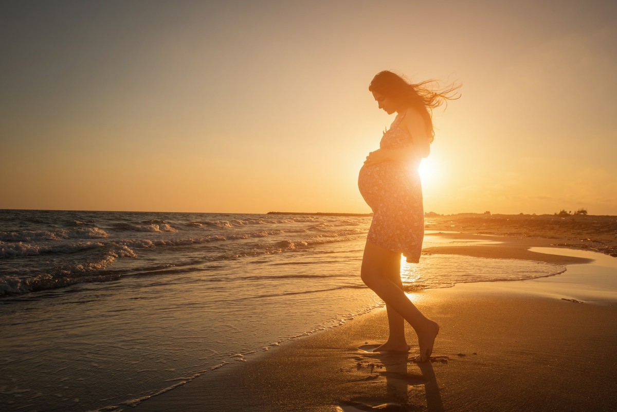 Pregnant Woman Schwangere Frau Sonnenuntergang