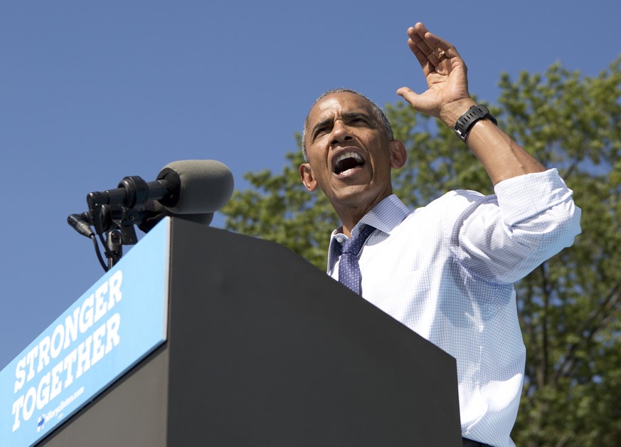 President Barack Obama speaks at campaign event for Democratic presidential candidate Hillary Clinton, Tuesday, Sept. 13, 2016, at Eakins Oval in Philadelphia. (AP Photo/Carolyn Kaster)