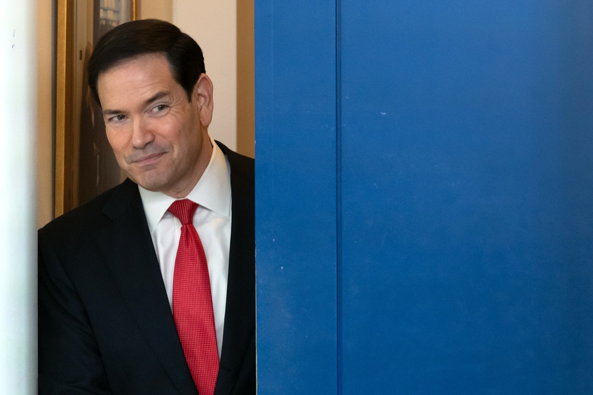 Secretary of State Marco Rubio arrives for a press briefing at the White House in Washington, Tuesday, May 5, 2026. (AP Photo/Mark Schiefelbein)
Marco Rubio
