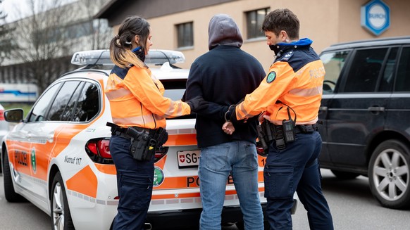 Polizei Festnahmen schweiz