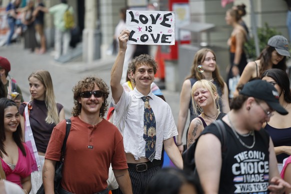 epa13131936 People take part in a pride parade in Bern, Switzerland, 25 July 2026. EPA/PETER KLAUNZER