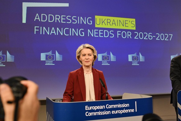 European Commission President Ursula von der Leyen addresses a media conference regarding Ukraine&#039;s financing needs for 2026-2027 at EU headquarters in Brussels, Wednesday, Dec. 3, 2025. (AP Phot ...