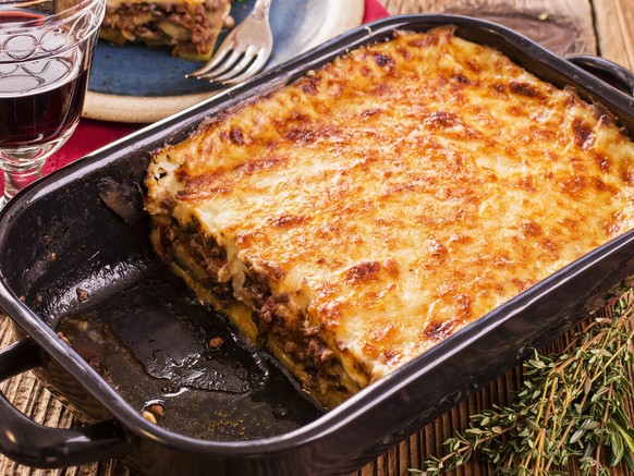 moussaka aubergine gratiniert ofen griechische küche