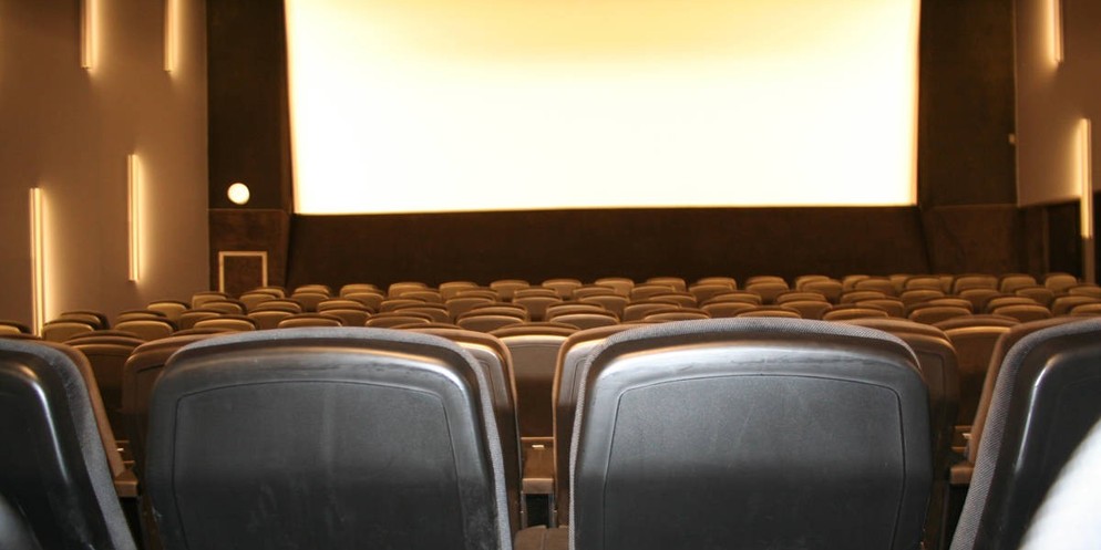 Manche Leute möchten einen Kinosessel vom Kino Lauitor, weil sie dort ihr erstes Date hatten.