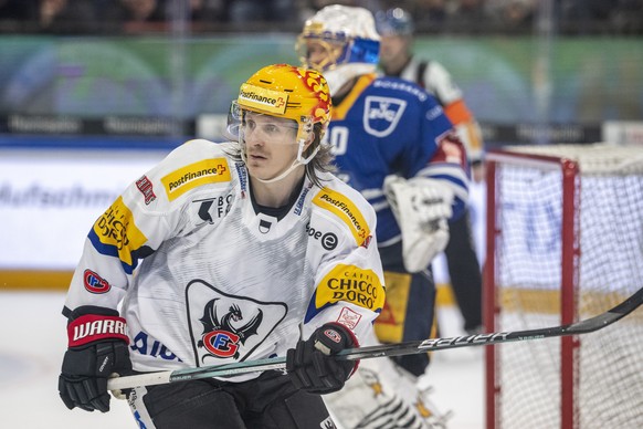 Der Postfinance Topscorer Marcus Soernesen von Fribourg beim Eishockey Meisterschaftsspiel der National League zwischen dem EV Zug und dem HC Fribourg Gotteron am Donnerstag, 15. Februar 2024 in Zug.  ...