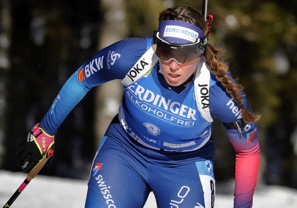 epa09016019 Lena Haecki of Switzerland competes in the Women&#039;s 15km Individual competition at the IBU Biathlon World Championships in Pokljuka, Slovenia, 16 February 2021. EPA/ANTONIO BAT