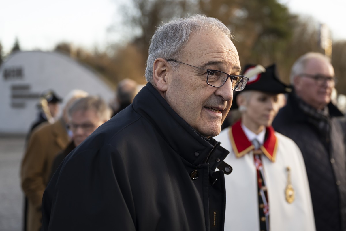 Le president de la confederation nouvellement elu Guy Parmelin, lors de la celebration de son election a la presidence du Conseil federal, ce jeudi 18 decembre 2025 a l'Ecole hoteliere de Lausann ...