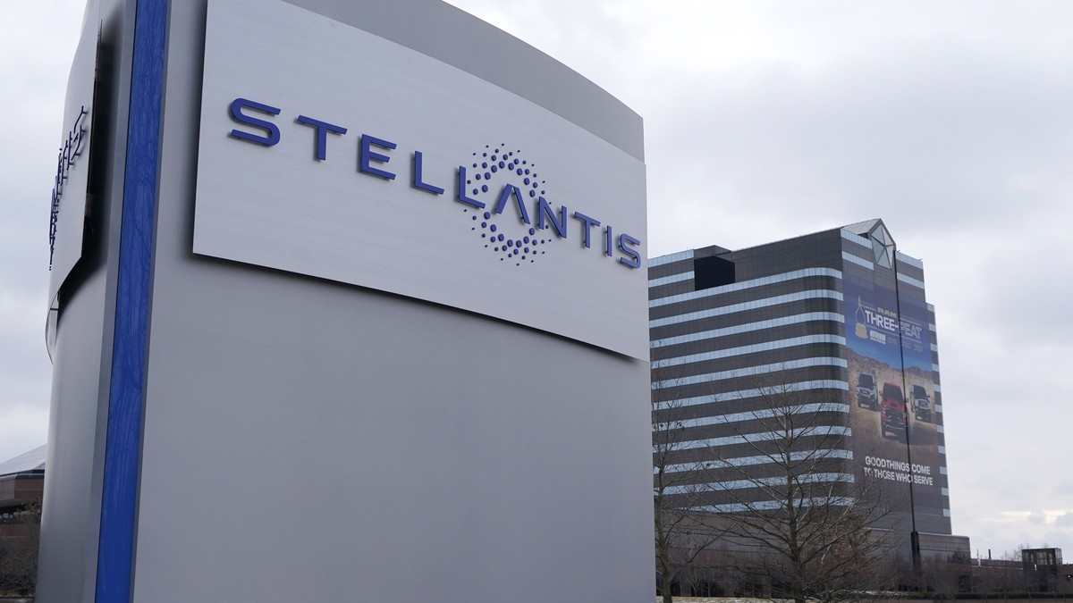 Opel-Mutter-Stellantis-macht-Milliardenverlust-US-Z-lle-sind-mitschuldig