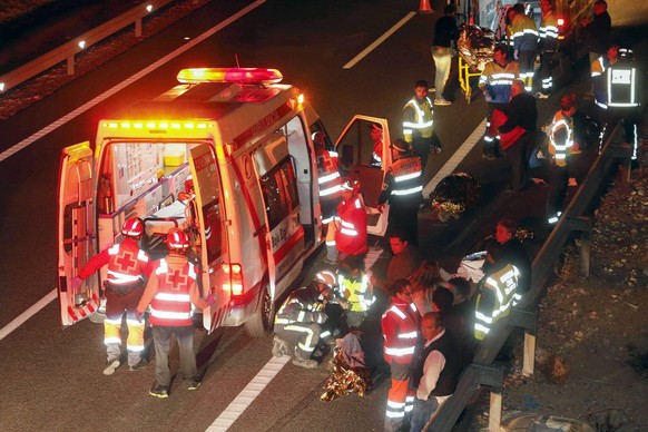 41 Personen wurden beim Unfall verletzt, sieben davon ernst.