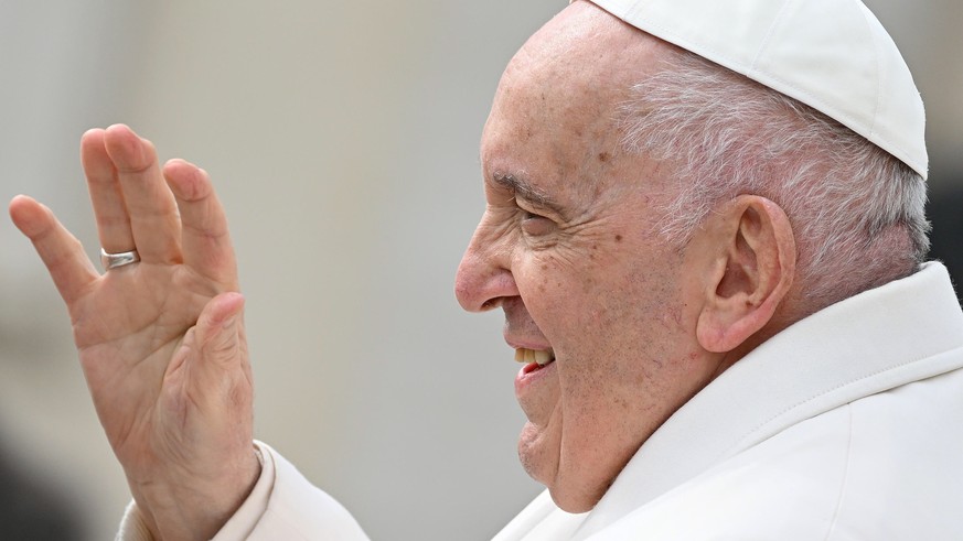 epa10548485 Pope Francis leaves at the end of his weekly general audience in Saint Peter&#039;s Square, Vatican City, 29 March 2023. EPA/ETTORE FERRARI