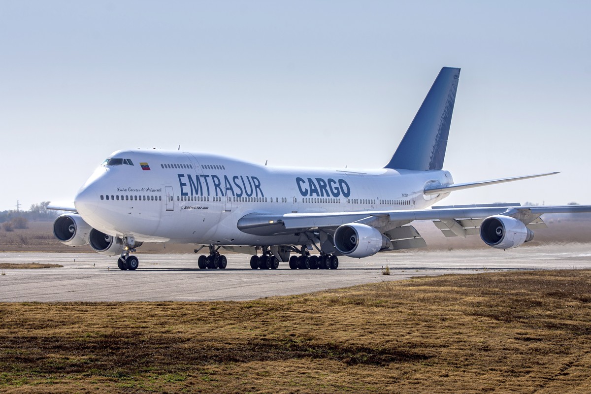 FILE - A Venezuelan-owned Boeing 747, operated by Venezuela's state-owned Emtrasur cargo line, taxis on the runway after landing in Cordoba, Argentina, June 6, 2022. Argentine presidential spokes ...