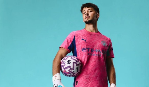 &lt;p&gt;Für eine Ablöse von rund 30 Mio. Euro kehrt Goalie &lt;strong&gt;James Trafford&lt;/strong&gt; (22) von Burnley zurück zu &lt;strong&gt;Manchester City,&lt;/strong&gt; wo er Stammgoalie Eders ...