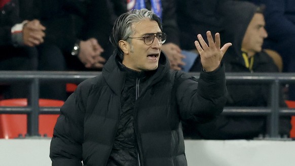 epa11656451 Switzerland&#039;s head coach Murat Yakin reacts during the UEFA Nations League group A soccer match between Serbia and Switzerland in Leskovac, Serbia, 12 October 2024. EPA/ANDREJ CUKIC
