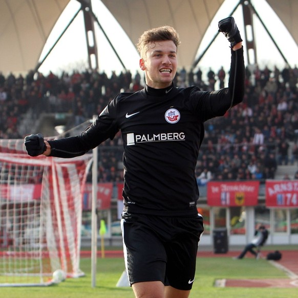 Bildnummer: 11979427 Datum: 24.11.2012 Copyright: imago/Picture Point
Erfurt, 24.11.2012, Steigerwaldstadion, Fussball, 3.Liga, 19. Spieltag , FC Rot-Wei