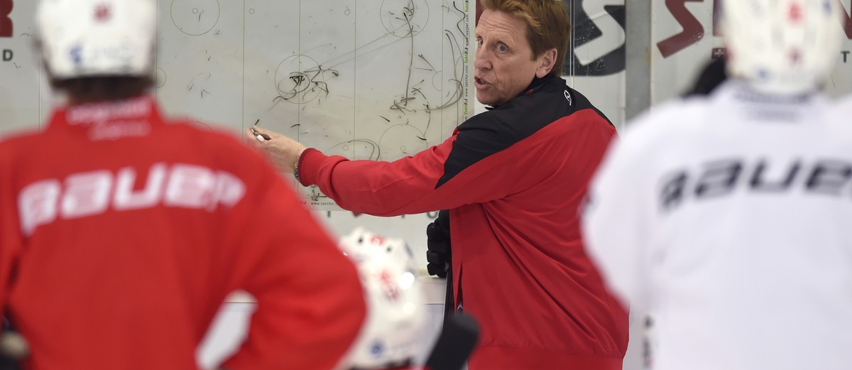 Glen Hanlon trommelt in Kloten seine Nati zusammen.