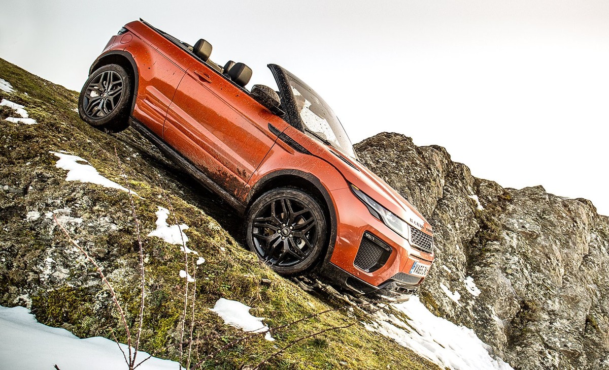 Range Rover Evoque Cabriolet auto design 

https://car-images.bauersecure.com/wp-images/945/evoque_00.jpg