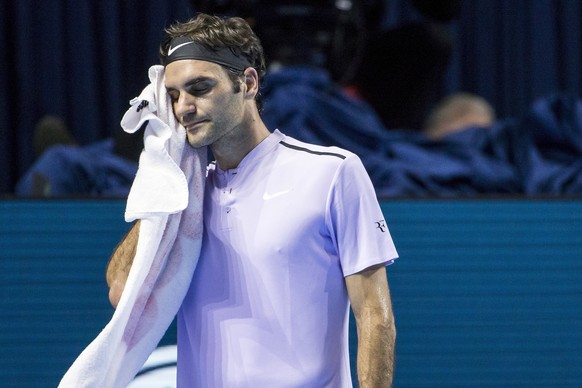 Switzerland&#039;s Roger Federer during his quarter final match at the Swiss Indoors tennis tournament at the St. Jakobshalle in Basel, Switzerland, on Friday, October 27, 2017. (KEYSTONE/Alexandra We ...